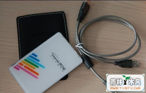 ޷ʶUSB˫ͷƶӲڵ