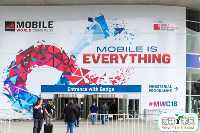 ΢μMWC2017ûSurface Phone