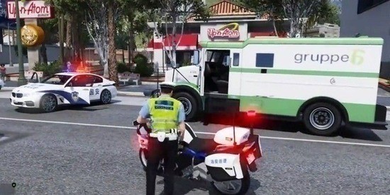 йģ